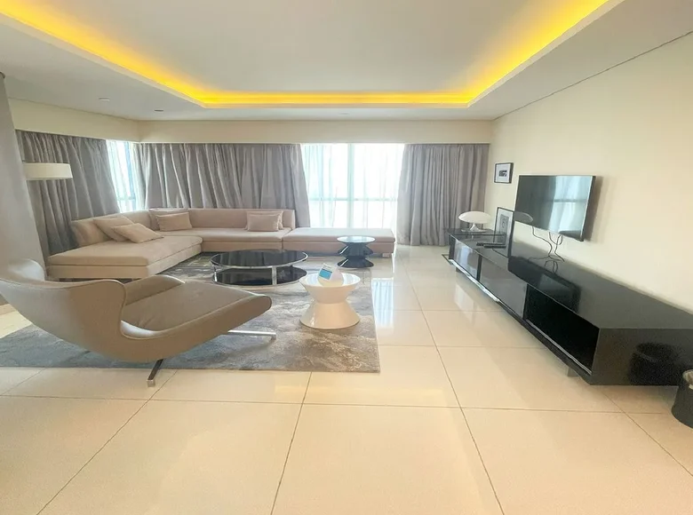 Mieszkanie 2 pokoi 141 m² Dubaj, Emiraty Arabskie