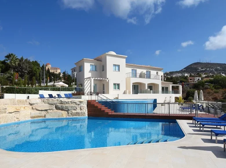 Mieszkanie 2 pokoi 100 184 m² Pafos, Cyprus