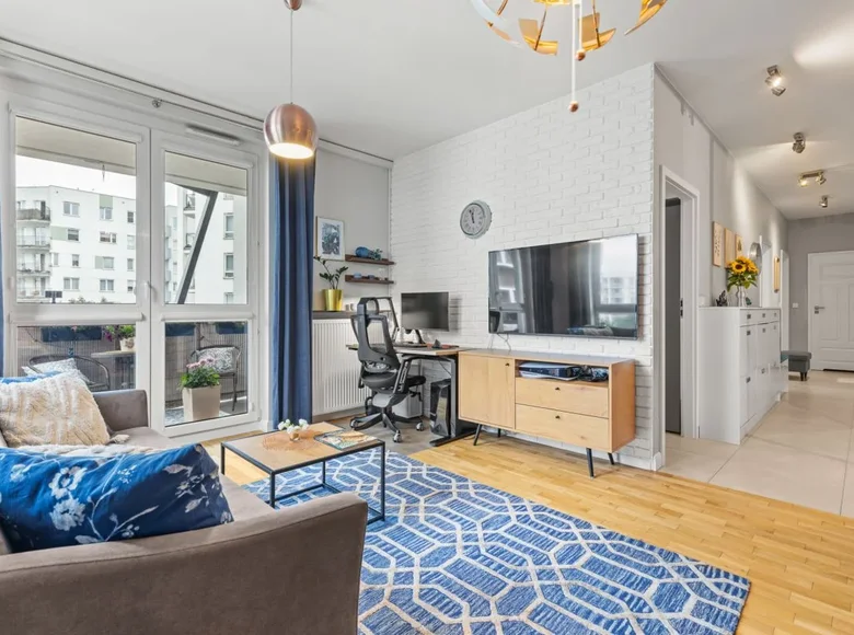 Mieszkanie 3 pokoi 78 m² Warszawa, Polska