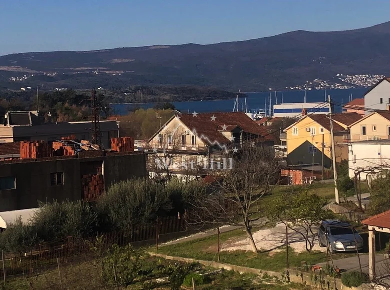 Mieszkanie 2 pokoi 65 m² Tivat, Czarnogóra