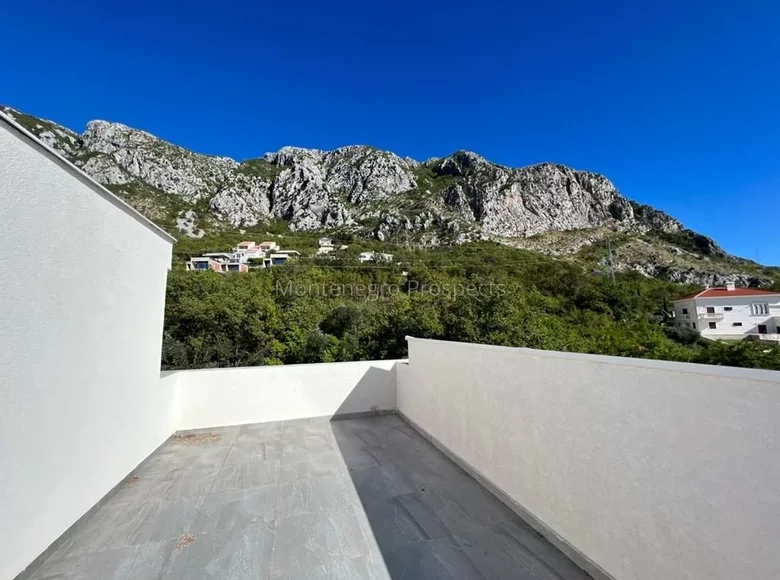 Casa 6 habitaciones 420 m² Montenegro, Montenegro