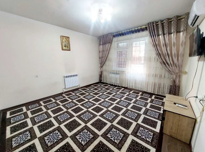 Kvartira 2 xonalar 44 m² Toshkentda