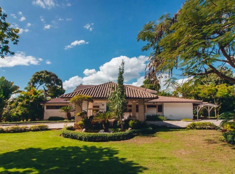 5-Schlafzimmer-Villa 500 m² Casa de Campo, Dominikanische Republik