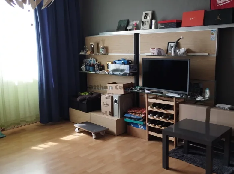 Mieszkanie 4 pokoi 77 m² Veszpremi jaras, Węgry