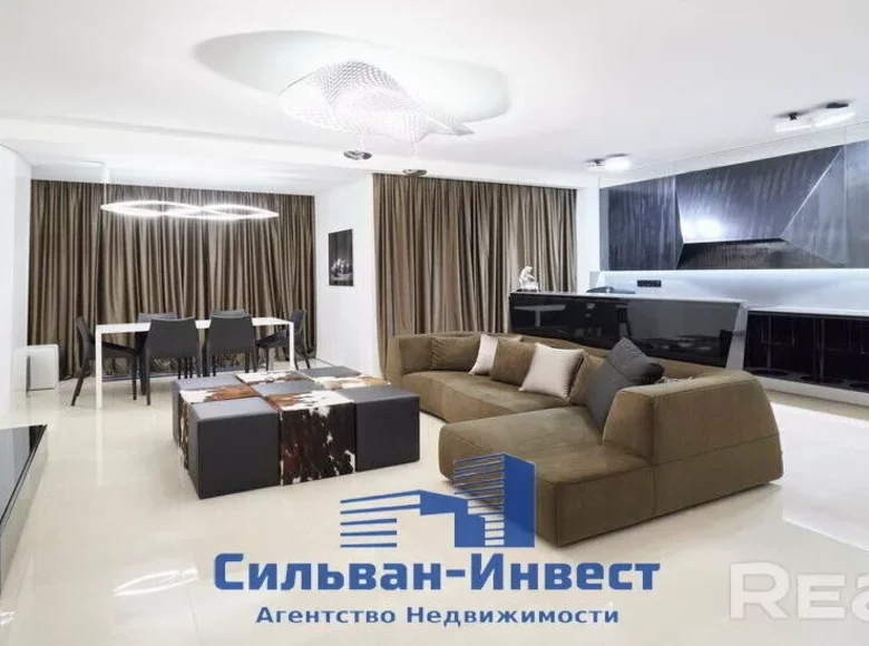 Mieszkanie 3 pokoi 127 m² Mińsk, Białoruś