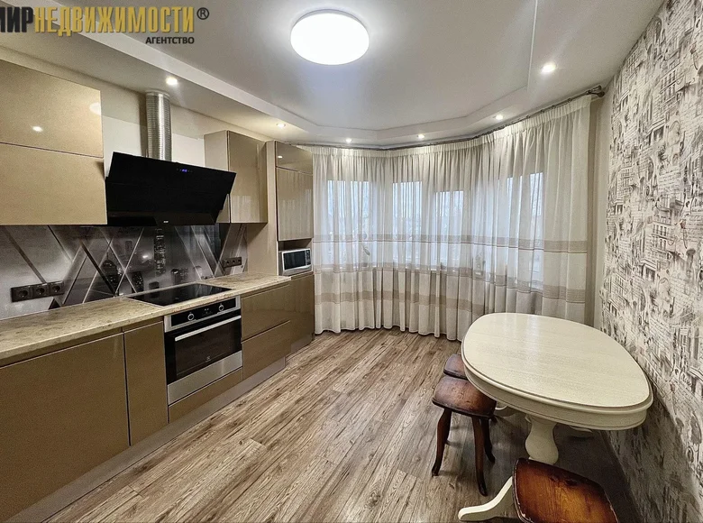 Квартира 2 комнаты 66 м² Боровляны, Беларусь