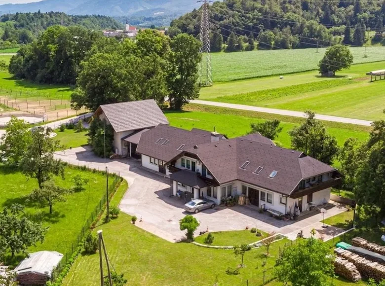 Willa 1 094 m² Hobovse pri Stari Oselici, Słowenia
