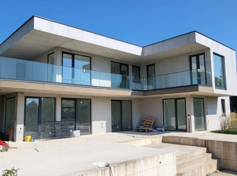 4 bedroom Mansion  Opcina Svetvincenat, Croatia