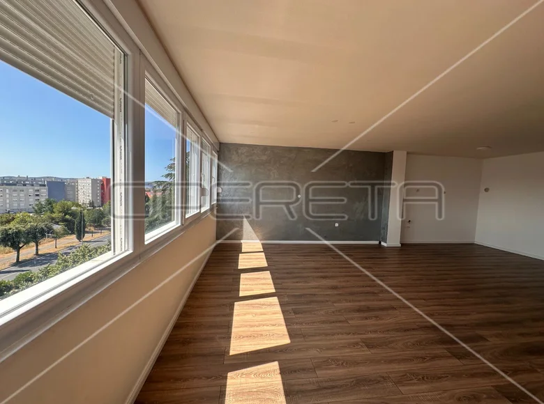 Mieszkanie 2 pokoi 90 m² Grad Zadar, Chorwacja