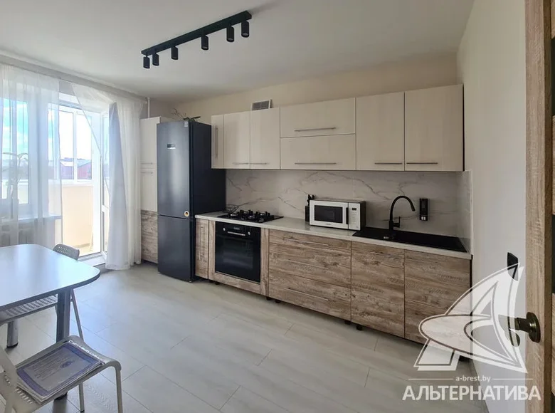 Квартира 1 комната 43 м² Брест, Беларусь