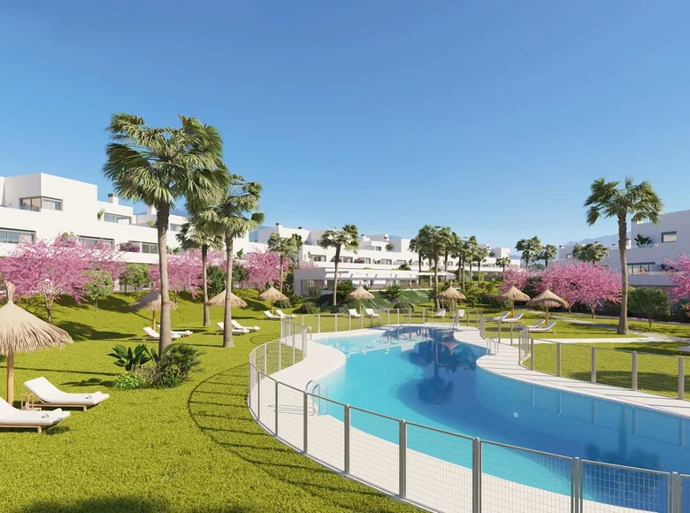 2 bedroom apartment  Estepona, Spain