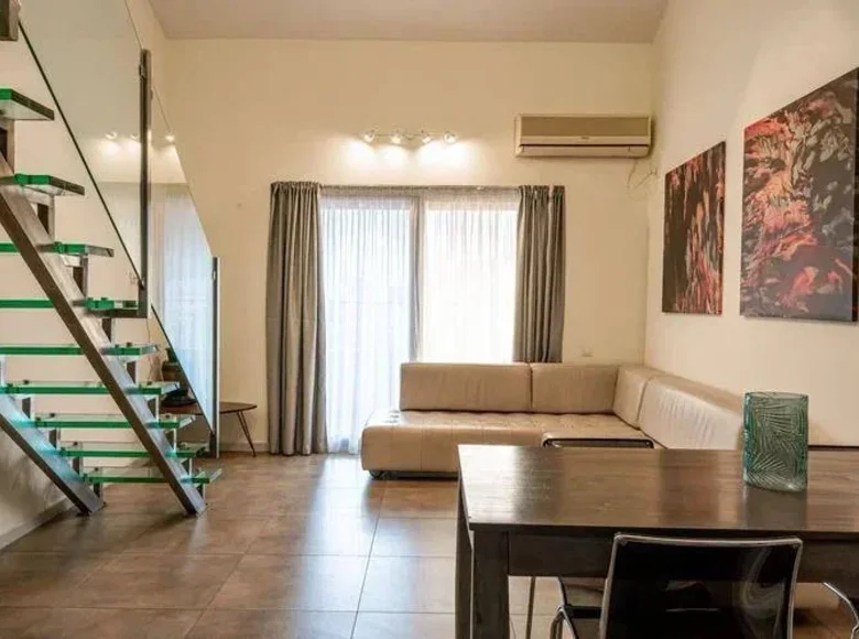 Ático 3 habitaciones 98 m² Budva, Montenegro