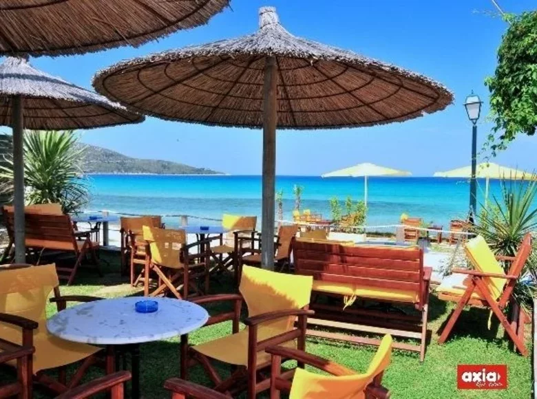 Hotel 377 m² en Skala Potamias, Grecia