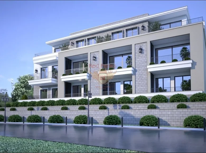 2 bedroom apartment 64 m² Dobrota, Montenegro