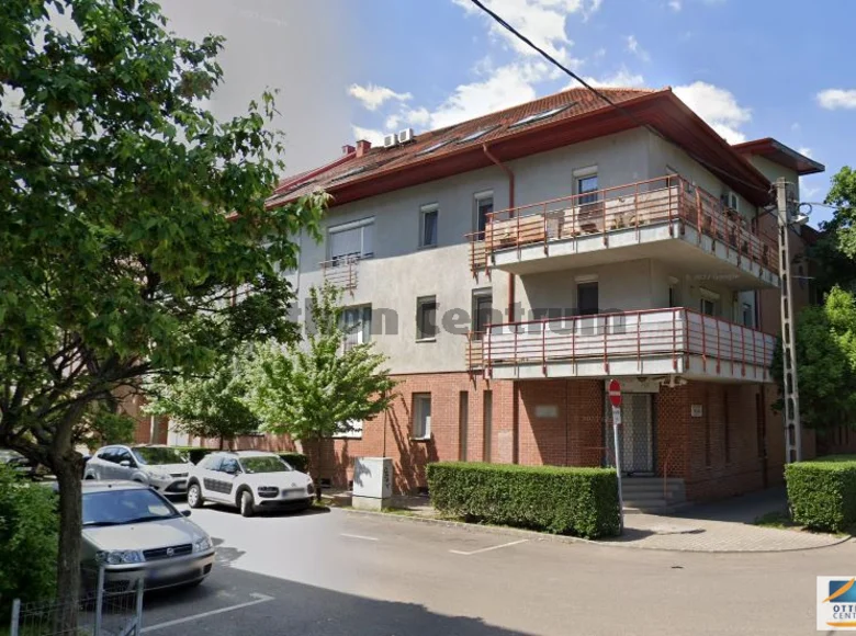 Commercial property 130 m² in Budapest, Hungary