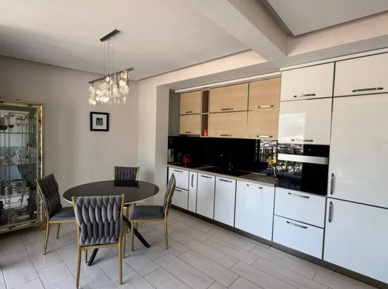 Wohnung 2 Schlafzimmer  Budva, Montenegro