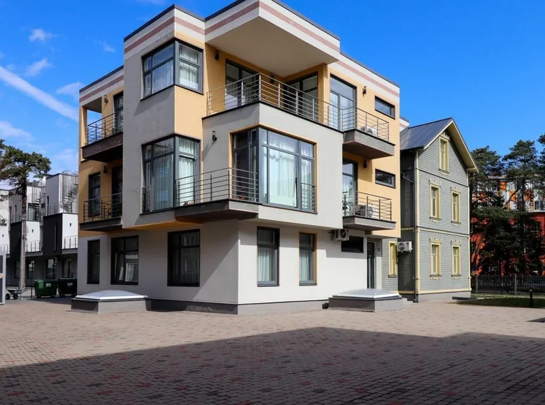 Apartamento 3 habitaciones 101 m² Jurmala, Letonia