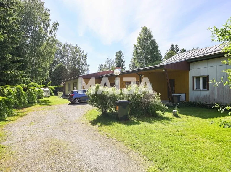 Atterrir  Vaasa sub region, Finlande