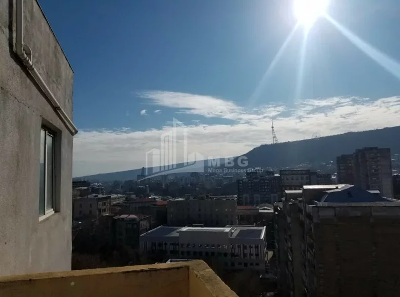 Mieszkanie 5 pokojów 200 m² Tbilisi, Gruzja