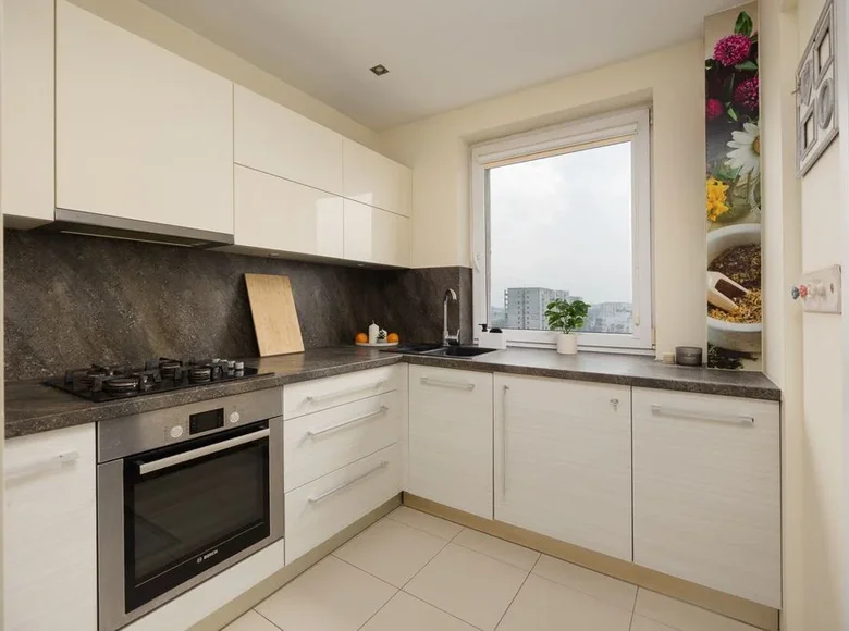 Wohnung 4 zimmer 61 m² Warschau, Polen