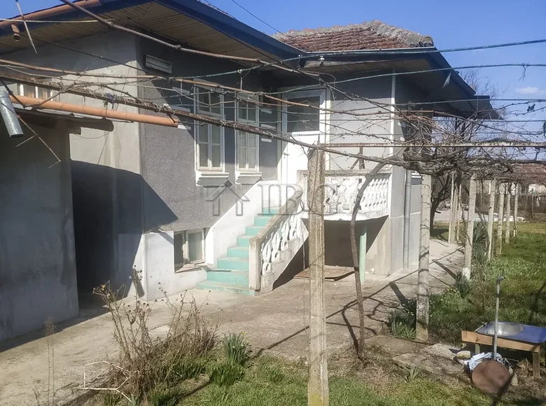 Casa 4 habitaciones 145 m² Dolni Chiflik, Bulgaria