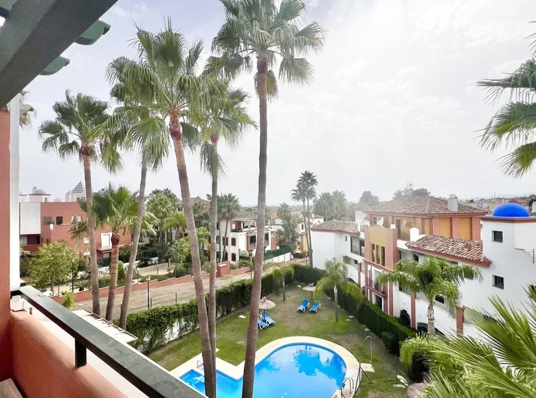 Penthouse 4 zimmer  Estepona, Spanien