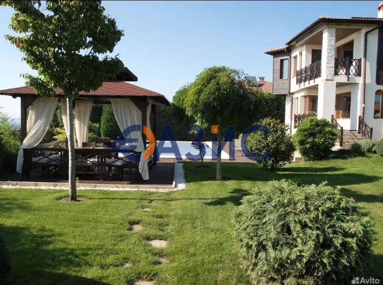 4 bedroom house 196 m² Avren, Bulgaria
