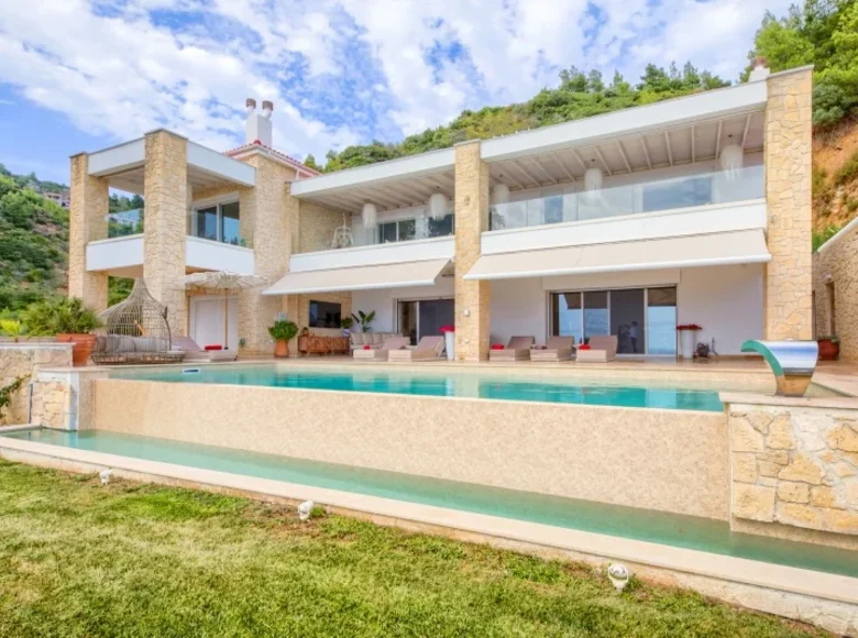 villa de 5 chambres 600 m² Nea Skioni, Grèce