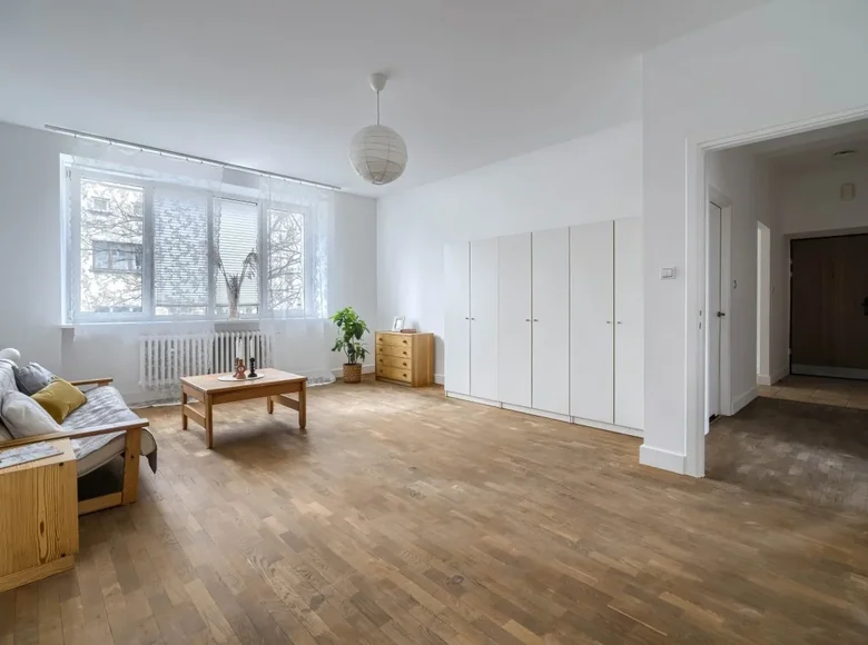 2 room apartment 76 m² Warsaw, Poland