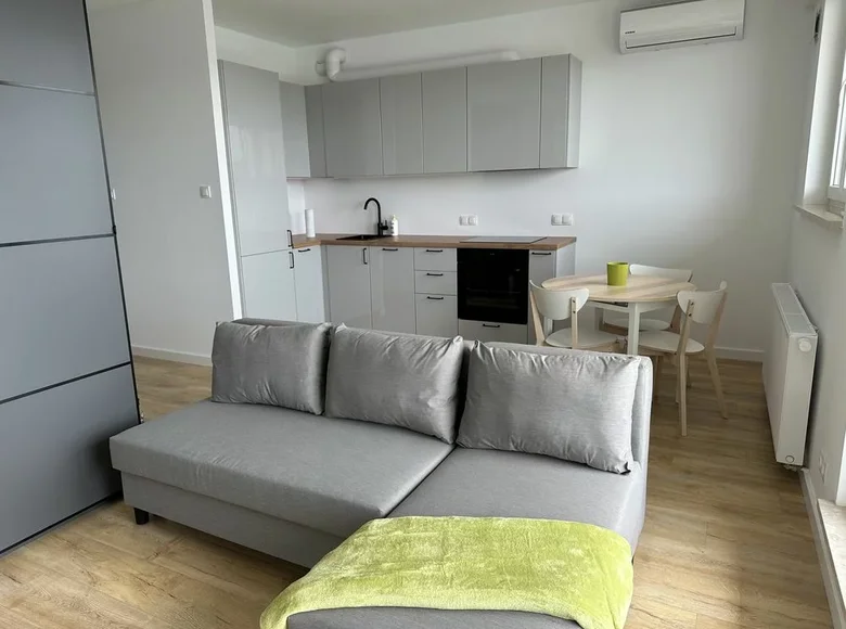 1 room apartment 30 m² in Warsaw, Poland