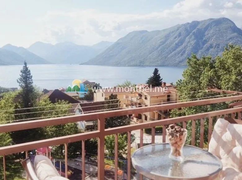 1 bedroom apartment 49 m² Dobrota, Montenegro