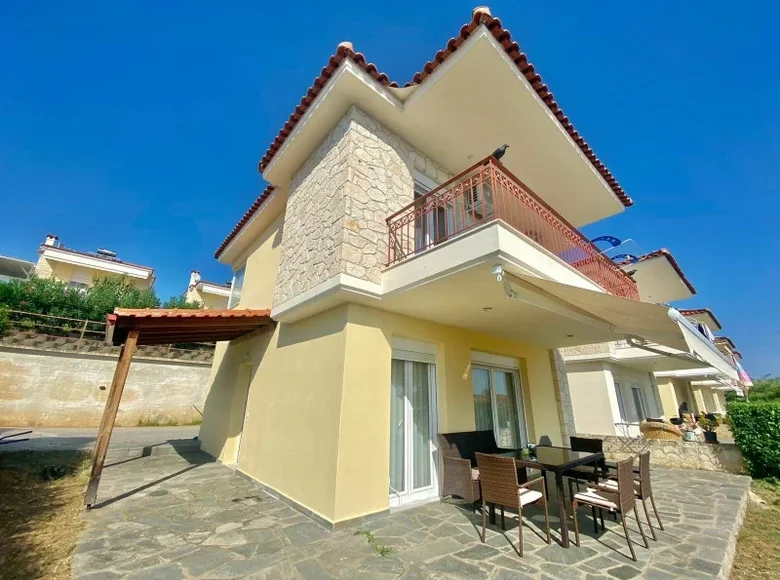 3 bedroom house 110 m² Agia Paraskevi, Greece