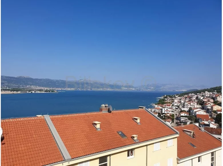 Land 1 027 m² Trogir, Croatia