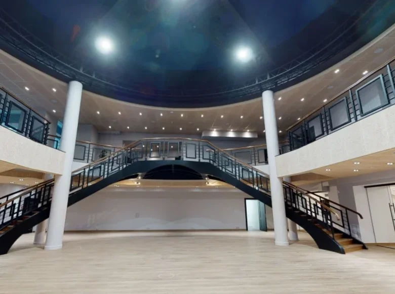 Investment 2 094 m² in Navapolatsk, Belarus