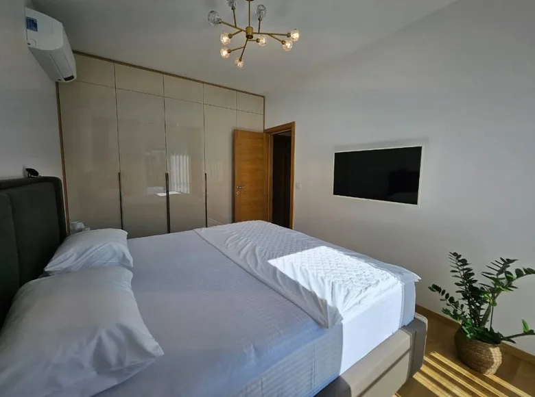 Mieszkanie 3 pokoi  Budva, Czarnogóra