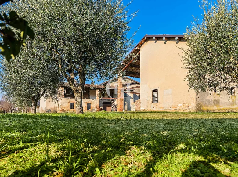 Dom 20 pokojów 650 m² Lonato del Garda, Włochy