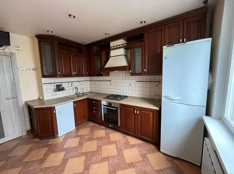 2 room apartment 58 m² Minsk, Belarus