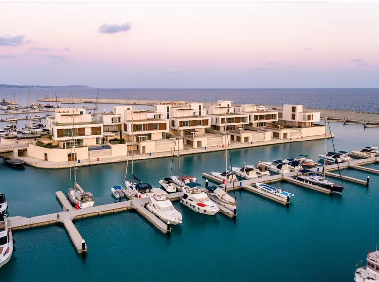 5 bedroom house 805 m² Ayia Napa, Cyprus