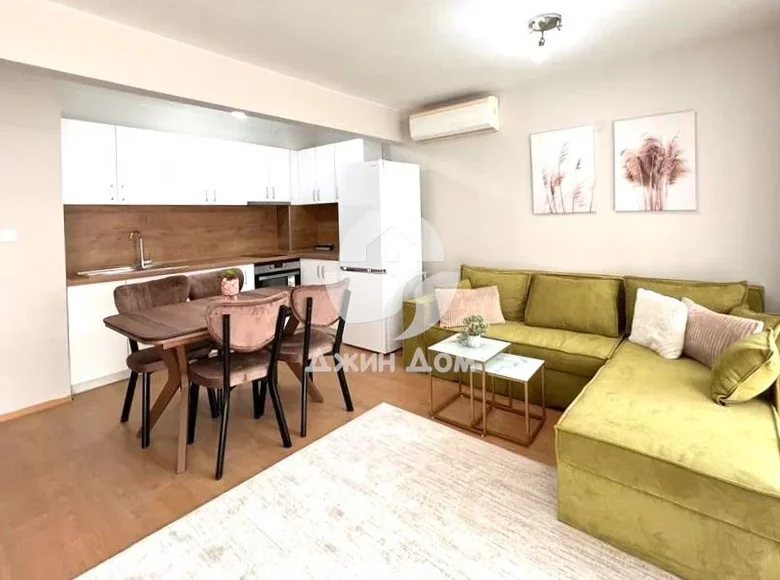 2 bedroom apartment 107 m² Burgas, Bulgaria