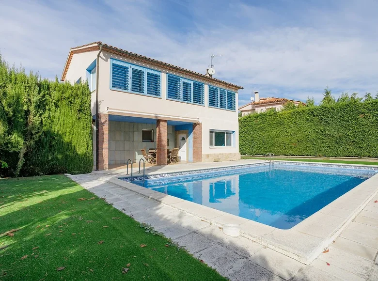 4 bedroom Villa 472 m² Lloret de Mar, Spain
