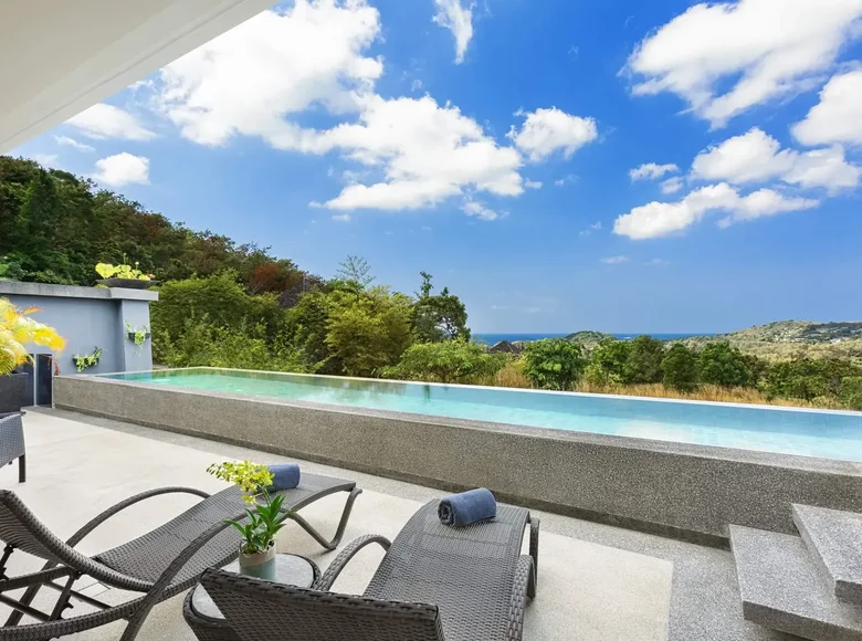 Mieszkanie 2 pokoi 230 m² Phuket, Tajlandia