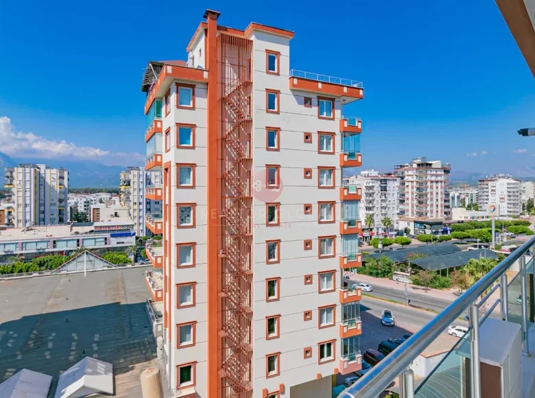 Квартира 1 комната 200 м² Konyaalti, Турция