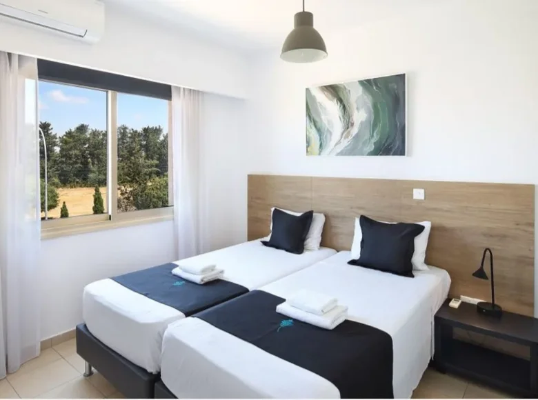 Mieszkanie 2 pokoi 79 m² Pafos, Cyprus