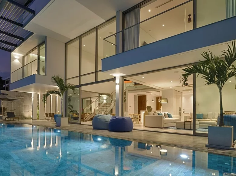 Condo 4 bedrooms 600 m² Phuket, Thailand