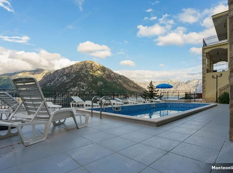 Villa de 6 chambres 350 m² Kotor, Monténégro