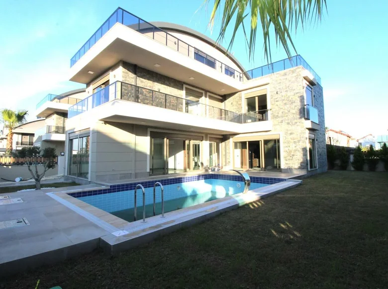 Villa 7 zimmer 450 m² Serik, Türkei