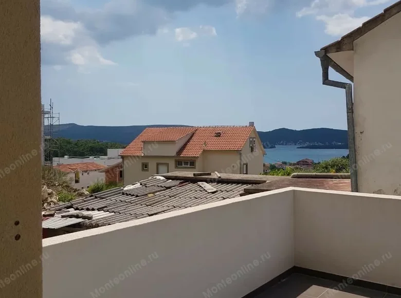 Wohnung 2 Schlafzimmer 94 m² Tivat, Montenegro