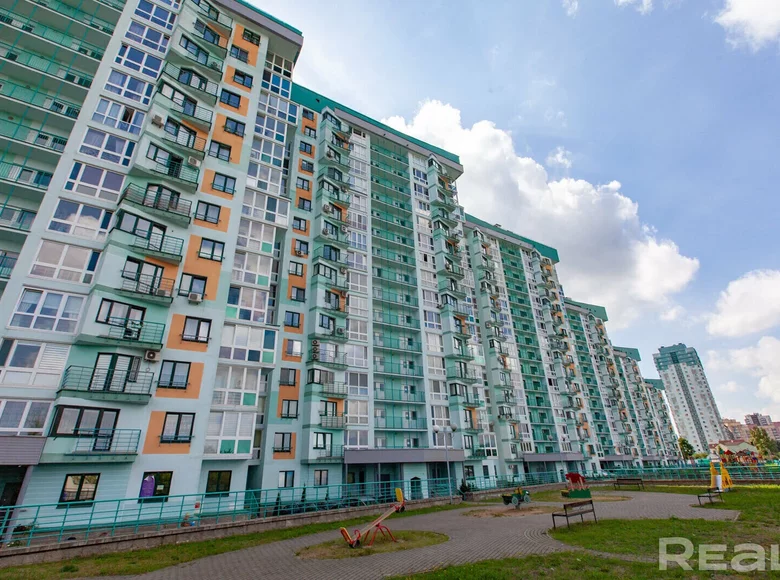 Mieszkanie 4 pokoi 119 m² Mińsk, Białoruś