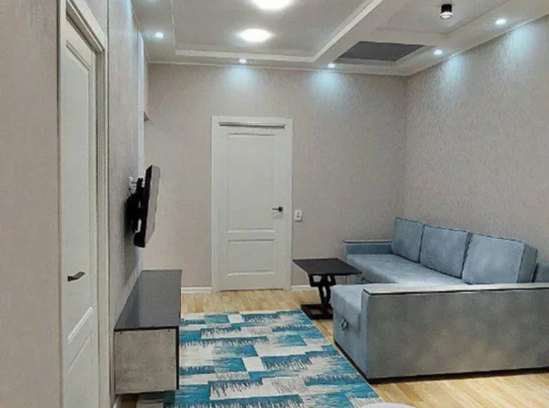 Kvartira 1 xona 45 m² Toshkentda