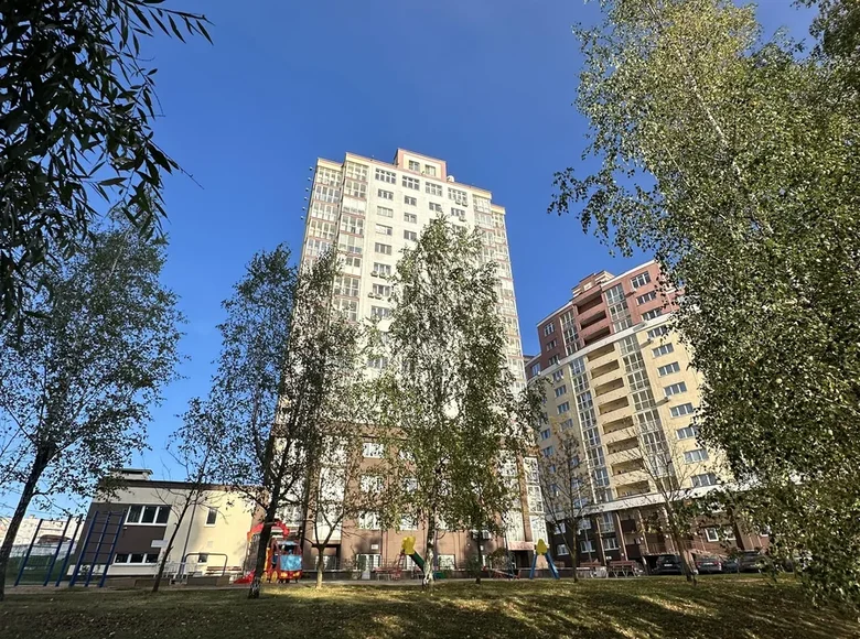 Квартира 3 комнаты 90 м² Минск, Беларусь